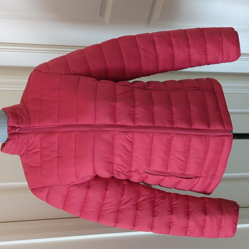 Pink puffer jacket size S/P NWT